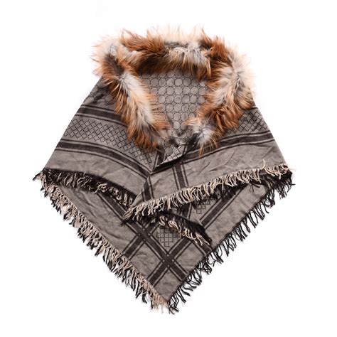 gucci scarf with fox fur